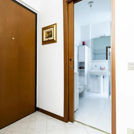 Pisani 4 Apartman Monza